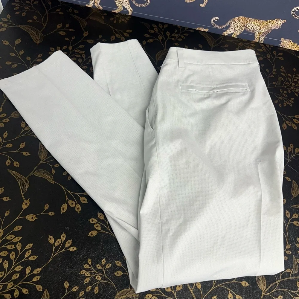 Lululemon Commission Pants - Picture 3 of 6
